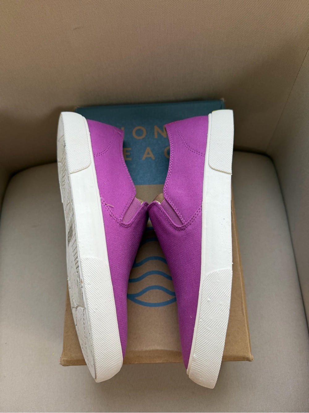 Vionic Groove Purple Slip-On Canvas Sneakers Size 9 Wild Berry comfort shoe NIB - Picture 4 of 11